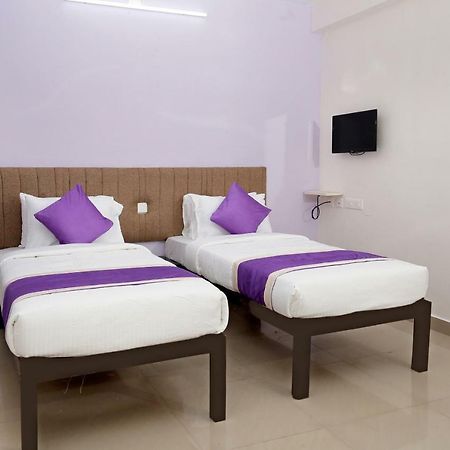Oyo 9797 Hotel Vbee Plaza Thiruvananthapuram Exterior foto