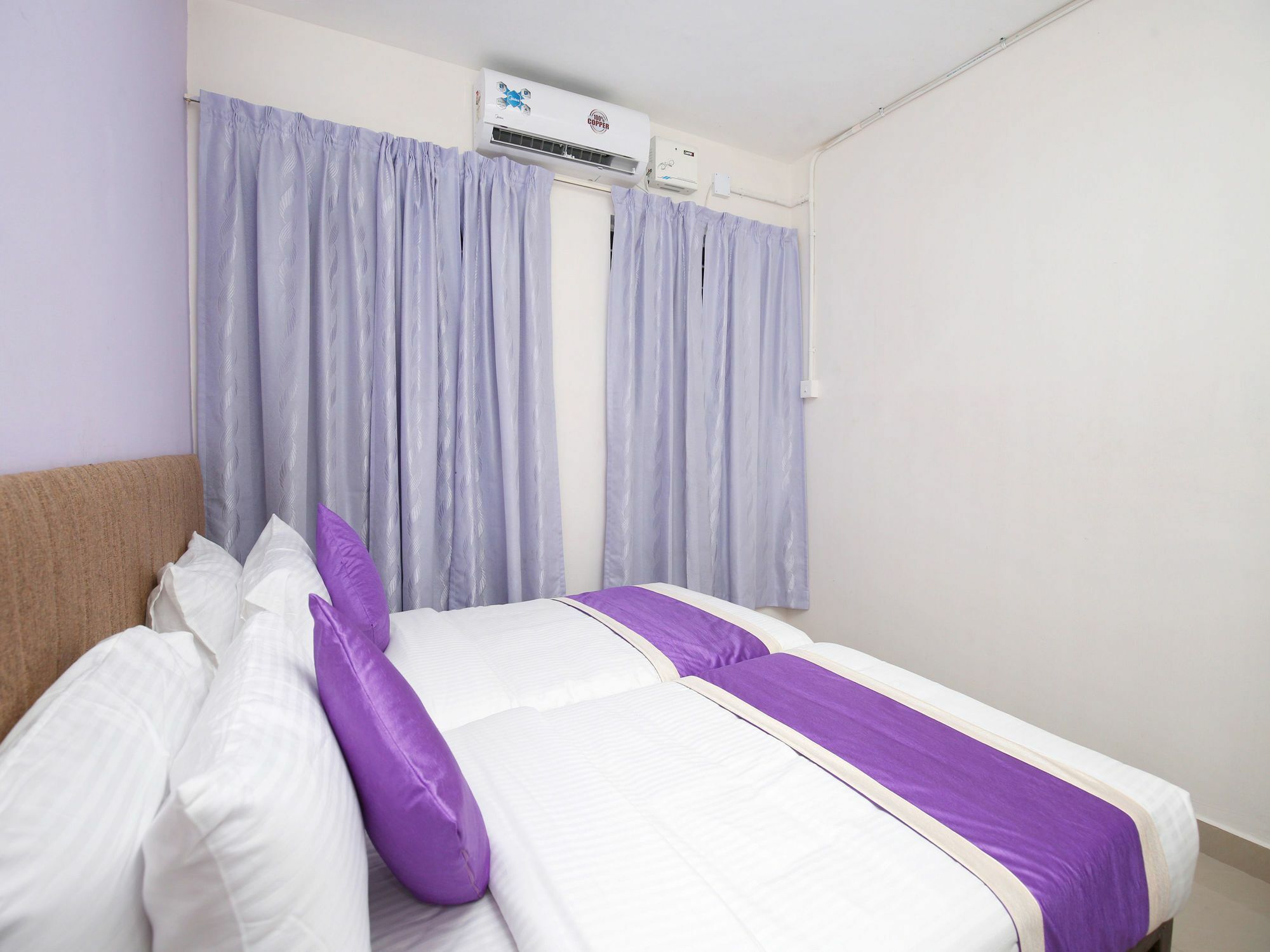 Oyo 9797 Hotel Vbee Plaza Thiruvananthapuram Exterior foto