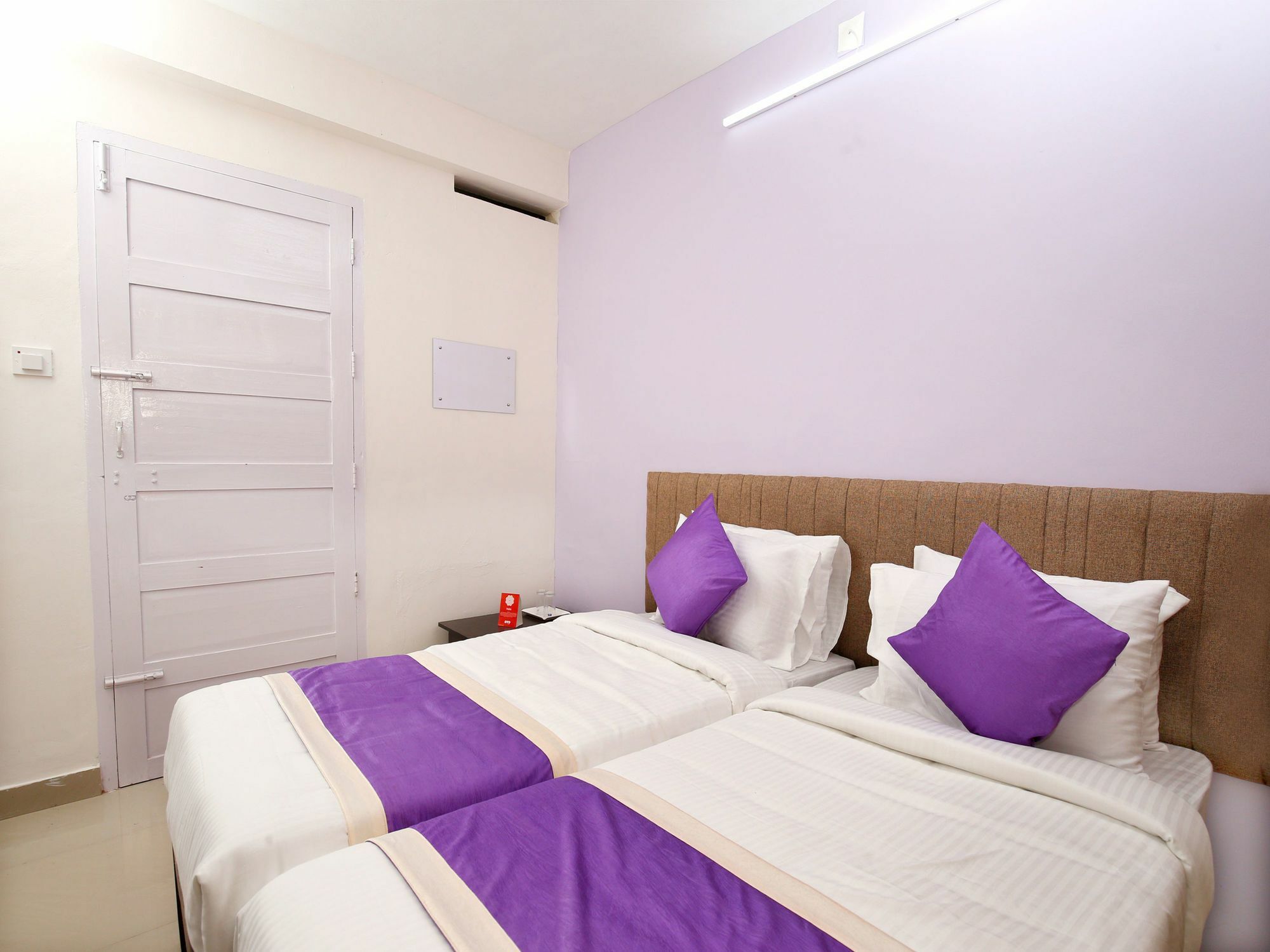 Oyo 9797 Hotel Vbee Plaza Thiruvananthapuram Exterior foto